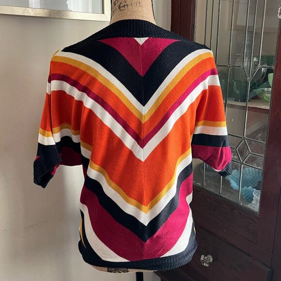 Y2K Vintage New York & Company Chevron Stripe Sweater Top Size S V-Neck Preppy - Picture 7 of 17
